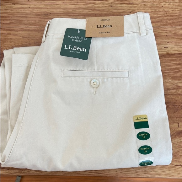 LL Bean Women’s Classic Fit Khakis Pants Beige NWT Size 10 Cotton Flat Front - Picture 1 of 7
